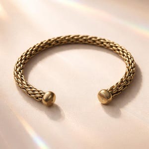 Handgjort Amazigh-koppararmband Autentiska marockanska berbersmycken