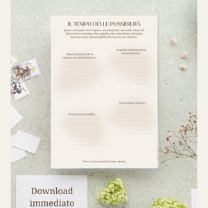 May include: A rectangular cream-colored journal page with the Italian title IL TEMPO DELLE POSSIBILITÀ. It features four sections with horizontal lines for writing, each headed by Italian prompts, and a final sentence at the bottom.
