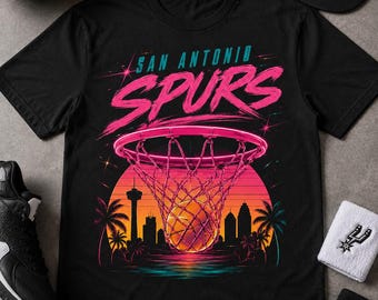 BasketbalT-shirt San Antonio Spurs, cadeau basketbalfan San Antonio, grafisch T-shirt retro stad skyline, shirt Game Day Hoops