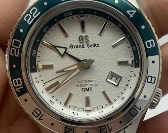Vintage Luxury Look Grand Seiko White Dial Automatic Date Display, Rotating Bezel Transparent Back Refurbished For Men's Wristwatch