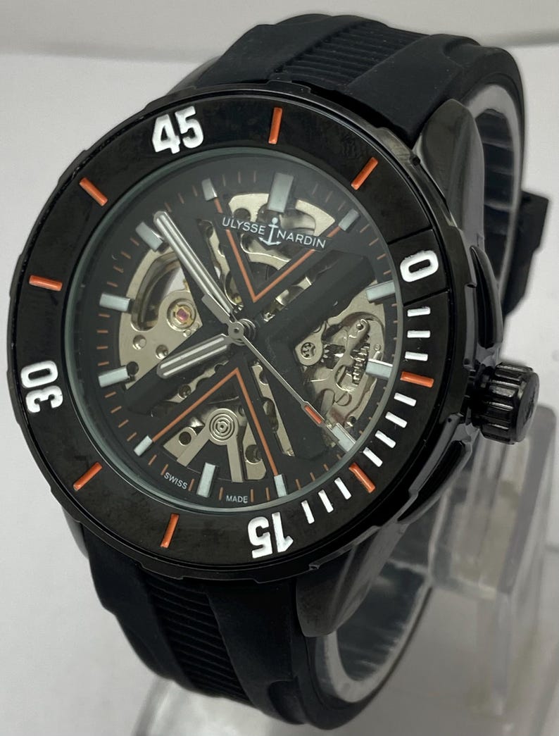 Modern Ulysse Nardin Black Skeleton Dial Rotating Bezel Rubber Strap Automatic Transparent Back Men's Refurbished Wristwatch Bild 3