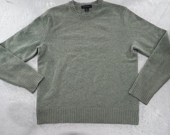 Suéter de cuello redondo de lana, cachemira y angora verde salvia para hombre de Banana Republic, talla M