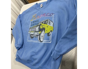 Junk Food Ford Bronco 4-Wheel Drive Graphic Sweatshirt Blue Mens Medium Retro