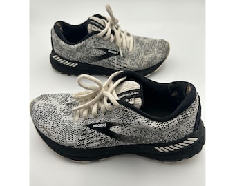 Brooks Adrenaline GTS 21 Womens Running Shoes Black White 1203291B135 Size 7