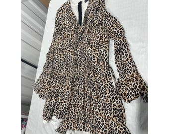 Very J Leopard Print Romper Long Sleeve Bell Cuff V-Neck Brown Black Medium