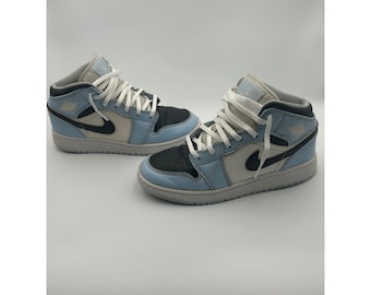 Nike Air Jordan 1 Mid Universität Blau Schwarz Weiß 555112-401 Kinder 5 Jahre Damen 6.5