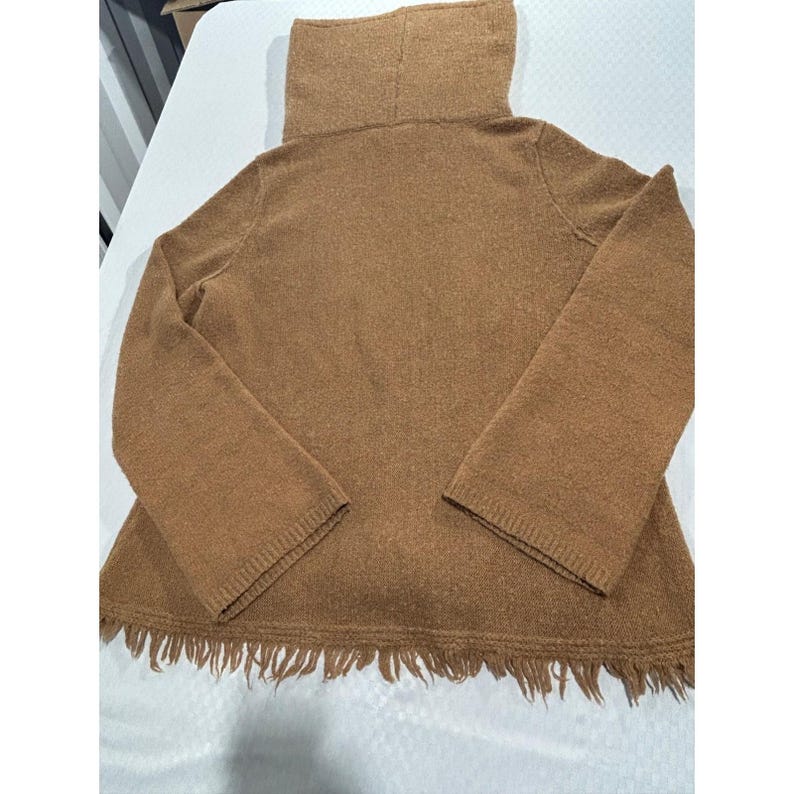 Jersey de punto de cuello alto con flecos en el bajo, color marrón, de Anthropologie Kemi + Kin, talla pequeña imagen 1