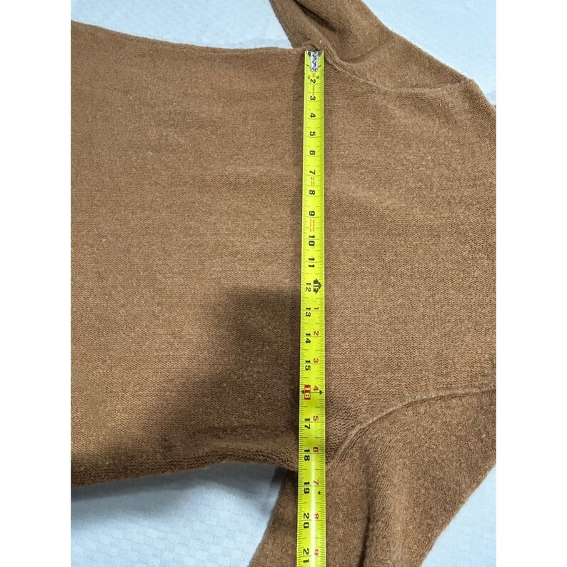 Jersey de punto de cuello alto con flecos en el bajo, color marrón, de Anthropologie Kemi + Kin, talla pequeña imagen 4