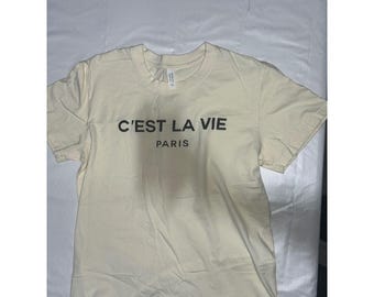 C'EST LA VIE Paris Graphic T-Shirt Cream Off-White Cotton Short Sleeve Small