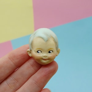 Doll Face Brooch Vinny with Pale Aqua Hair image 1