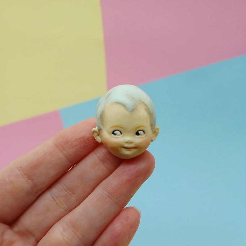 Doll Face Brooch Vinny with Pale Aqua Hair image 1