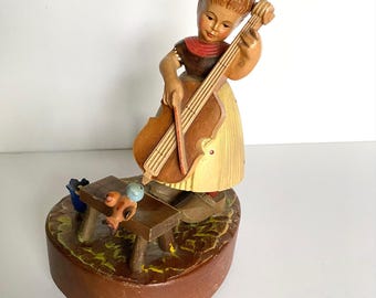 Vintage Reuge Swiss Musical Movement Figurine by Toriart Italy