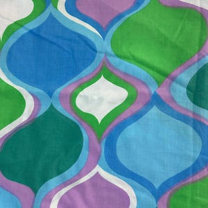Vintage 1970s Cannon Morocco Twin Flat Sheet in Blue Colorway