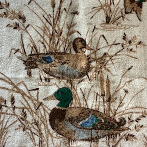 Vintage 1970s or 1980s Set of Fine Fashion Towels Featuring Mallard Ducks - Set of 4