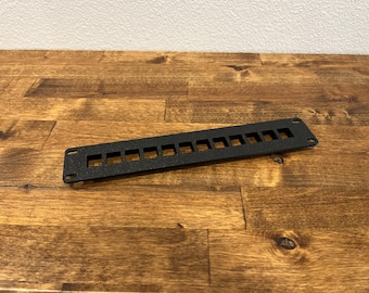 10-Inch Rack: 12 keystone patch panel