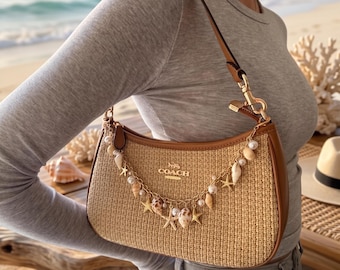Vintage 90s Beige Woven Style Shoulder Bag with Pearl Seashell Charm, Coastal Boho Handbag