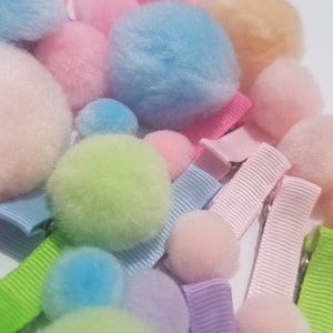 Pastel Pom-Pom Hair Clips: Fluffy Kawaii Accessory (2-Piece Set)