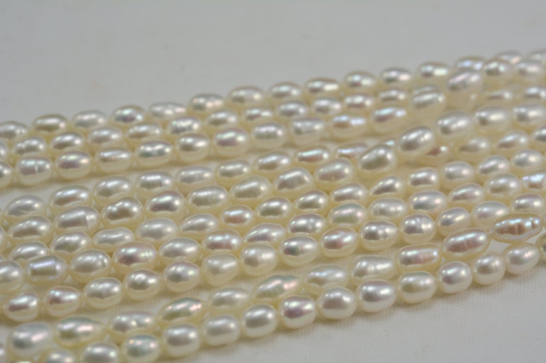 fresh water pearl, rice beads,5-4mm beads,13.5 inch white pearl,ivy pearl,small pearl,luster pearl image 1