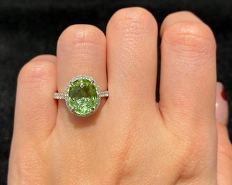 Peridot oval Cut Lab peridot, 925 Sterling Silver, Classic Halo Engagement Ring