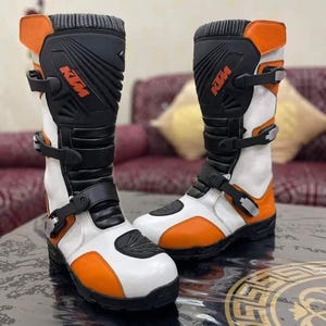 Botas de carreras de cuero de vaca para moto de aventura/motocross KTM, hechas a mano.