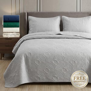 Modern Coin Pattern Quilt Set, Soft Lightweight Microfiber Bedspread with Shams, Housewarming Gift Bedding Set, Twin Full Queen King
