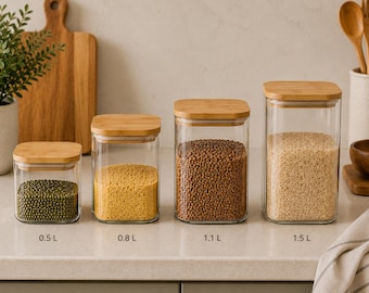Handgemaakte glazen keukenvoorraadpot met houten deksel