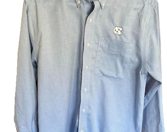 UNC Tar heels Button Down Shirt. NICE! Men’s Small - Fast Shipping