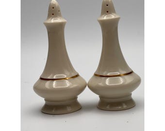 Salero y pimentero vintage Lenox Regency, color marfil con detalles dorados, fabricado en EE. UU. (10 cm)