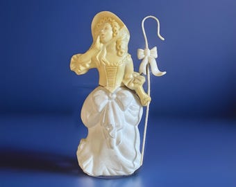 Vintage Avon Little Bo Peep With Staff Empty Sweet Honesty Cologne Bottle 2 oz