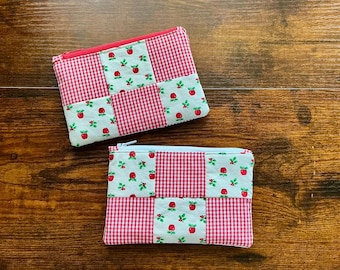 Red Gingham Apple Zipper Pouch | Patchwork Cosmetic Bag | Cottagecore Makeup Pouch | Small Travel Organizer | Cute Handmade Gift
