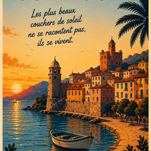 Könnte beinhalten: Vintage Reiseplakat für Collioure, Frankreich, mit einer Küstenstadt bei Sonnenuntergang. Das Bild zeigt ein Boot, Gebäude und den Text "COLLIOURE" und "Les plus beaux couchers de soleil ne se racontent pas, ils se vivent."