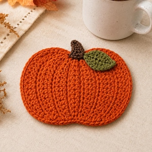 pumpkin mug rug, fall mug rug pattern, crochet mug rug, pumpkin coaster, fall crochet pdf, autumn crochet, crochet pattern pdf, thanksgiving decor, fall table decor, pumpkin crochet, seasonal mug rug, crochet coaster, ribbed pumpkin