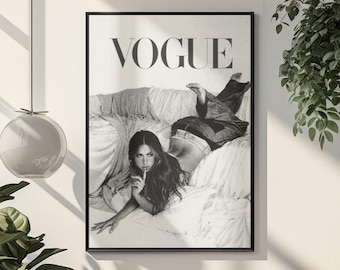 Pôster estético de Tate McRae para a Vogue | Arte de parede editorial de música pop | Impressão de moda com carros esportivos e dança | Decoração moderna para fãs