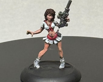 Hand Painted Female Gunslinger Miniature, RPG Character, D&D, Pathfinder Ready to Play