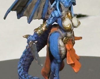 Hand Painted Female Dragonborn pinup Miniature D&D, Pathfinder RPG Ready to Play