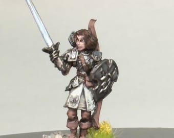 Hand Painted Female Fighter Miniature: D&D, Pathfinder RPG Ready to Play