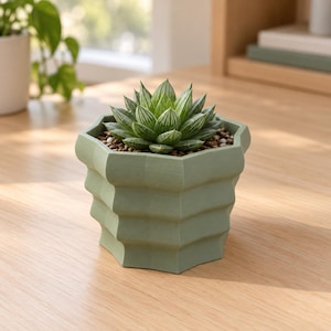 Star Urat Planter, Star Stepped Succulent Pot with Drainage, Modern 3D Printed Geometric Plant Pot