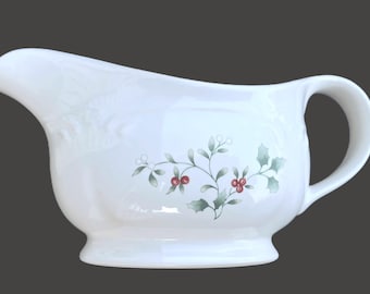 Pfaltzgraff "Winterberry" 12-oz. Gravy Boat in Excellent, Seemingly-Unused Condition No Underplate Made in USA