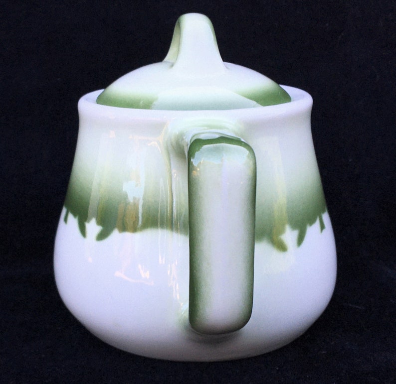 Very HTF Jackson China Restaurant Hotel Diner Airbrushed Green-on-White Mercury 10 oz Chicago Shape Teapot in Excellent Unused Condition