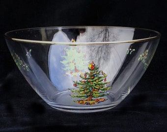 Spode Christmas Tree 9" Large Glassware Salad Bowl by Arcoroc in Excellent Very Lightly Used Condition