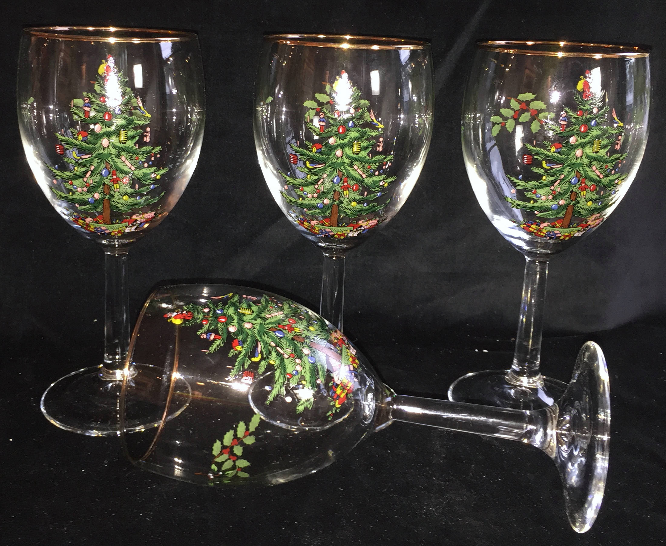 Christmas Glasses, Set of 4 FOUR, White Tree Clear Glass, 12 Oz