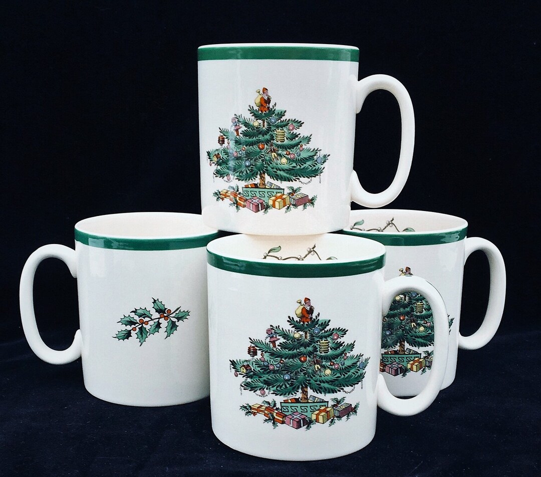 Set of Four Spode Christmas Tree 8 Oz. Tom & Jerry or Coffee Mugs With Green Trim in Excellent 
