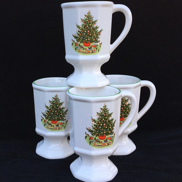 Set of 4 Pfaltzgraff "Christmas Heritage" 8-oz. Pedestal Mugs in Excellent Seemingly-Used Condition