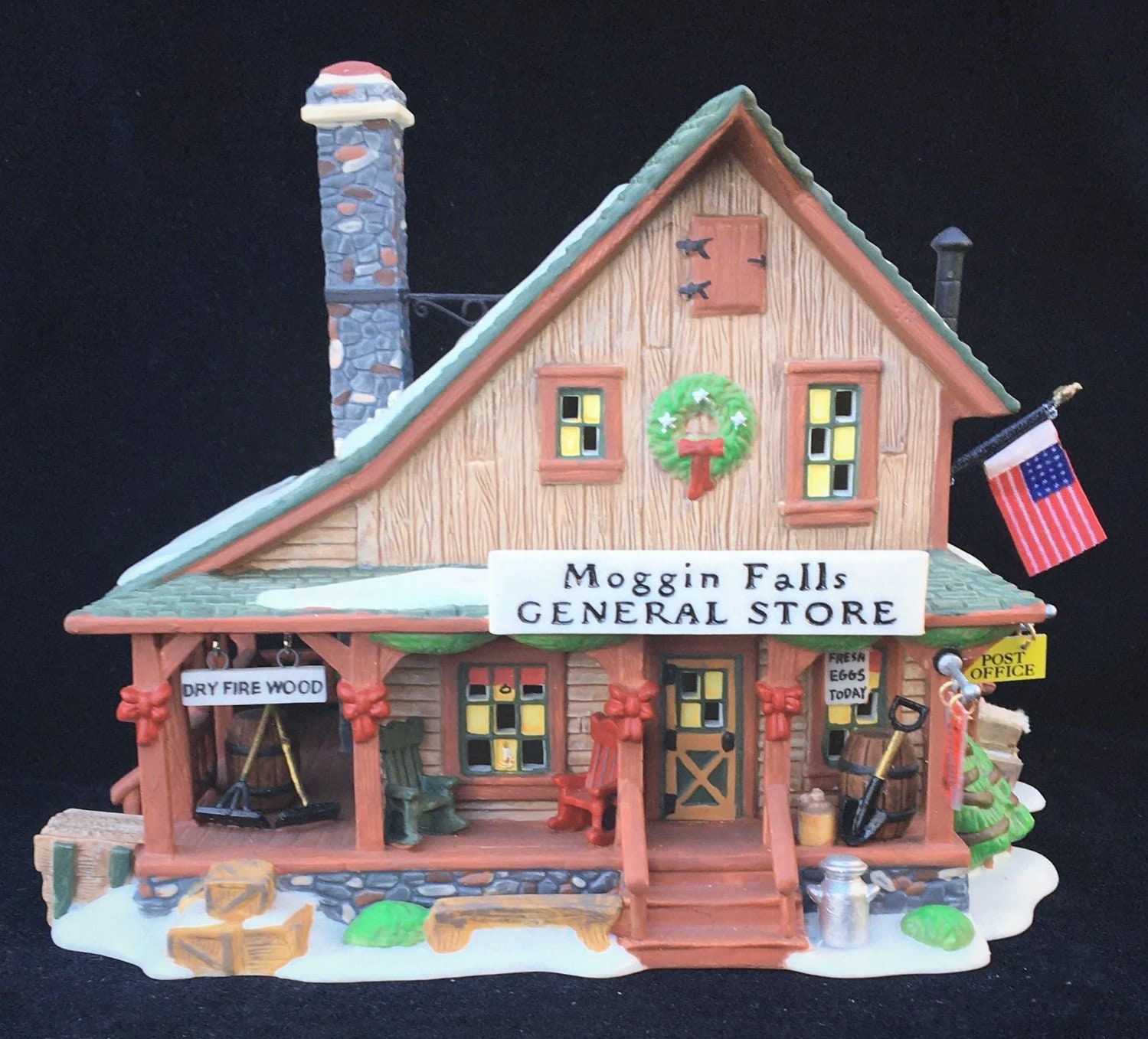 Department 56 New England Village Series Moggin Falls General Store  #56602 Hand-Painted Porcelain in Excellent Condition in Original Box
