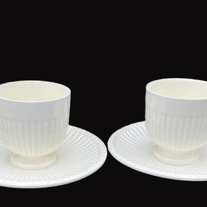 Set of 2 Wedgwood Ivory &quot;Edme&quot; 3.5-oz. Demitasse or Espresso Cups and Saucers in Excellent Very Good Condition Made in England