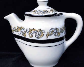 Very H-T-F Mayer Hotel Diner Restaurant China P-4681 "Kirkwood" Pattern on White 10 oz. Teapot in Excellent Seemingly-Unused Condition