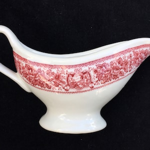 McNicol Pattern P83 5-oz Gravy or Sauce Boat Red Floral Pattern on White in Excellent Seemingly-Unused Condition