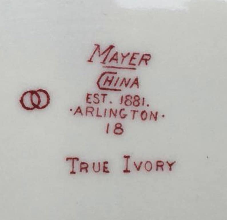 Set of 2 Mayer Diner Restaurant Hotel China Red or Maroon Arlington Pattern 9-12 Grille Plates in Excellent Condition