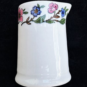 Sterling China Hotel Restaurant Diner 3-oz. &quot;Vienna&quot; Shape Pastel Floral Unhandled Creamer in Excellent Seemingly-Unused Condition