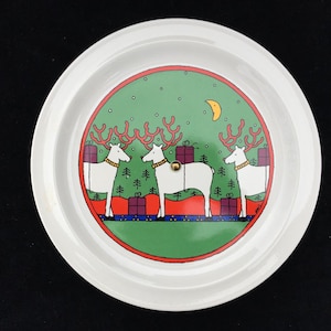 Vintage Houze Christmas 10&quot; Metal-Footed Cake Stand with Reindeer from 1985 in Excellent Unused Condition in Original Box